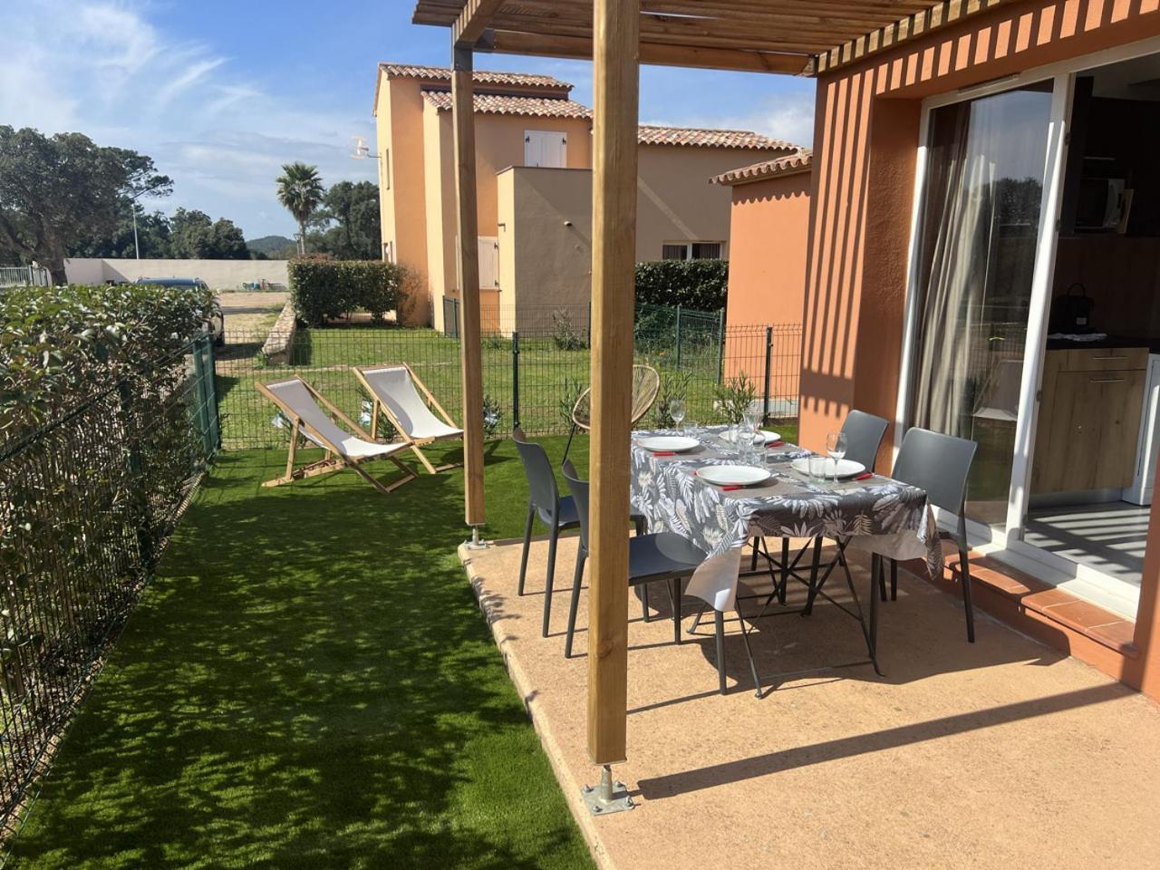 Mini Villa 4-6 Pers. Les Hameaux De Saint Cyprien Lecci Zewnętrze zdjęcie